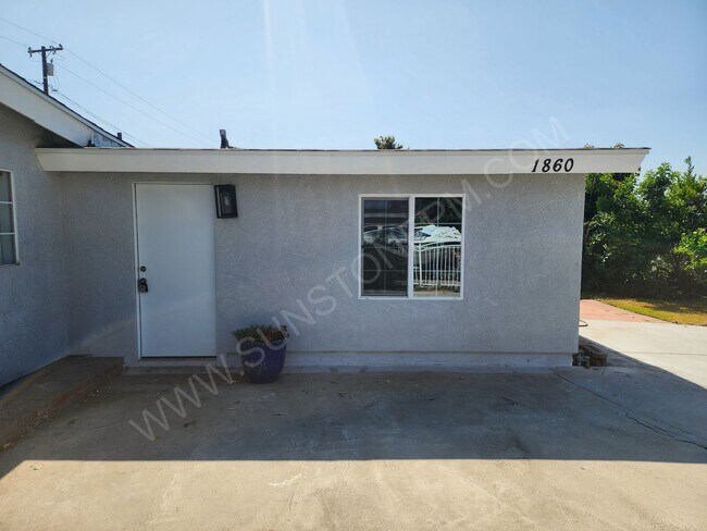 Foto del edificio - 2 Bedroom, 1 bathroom