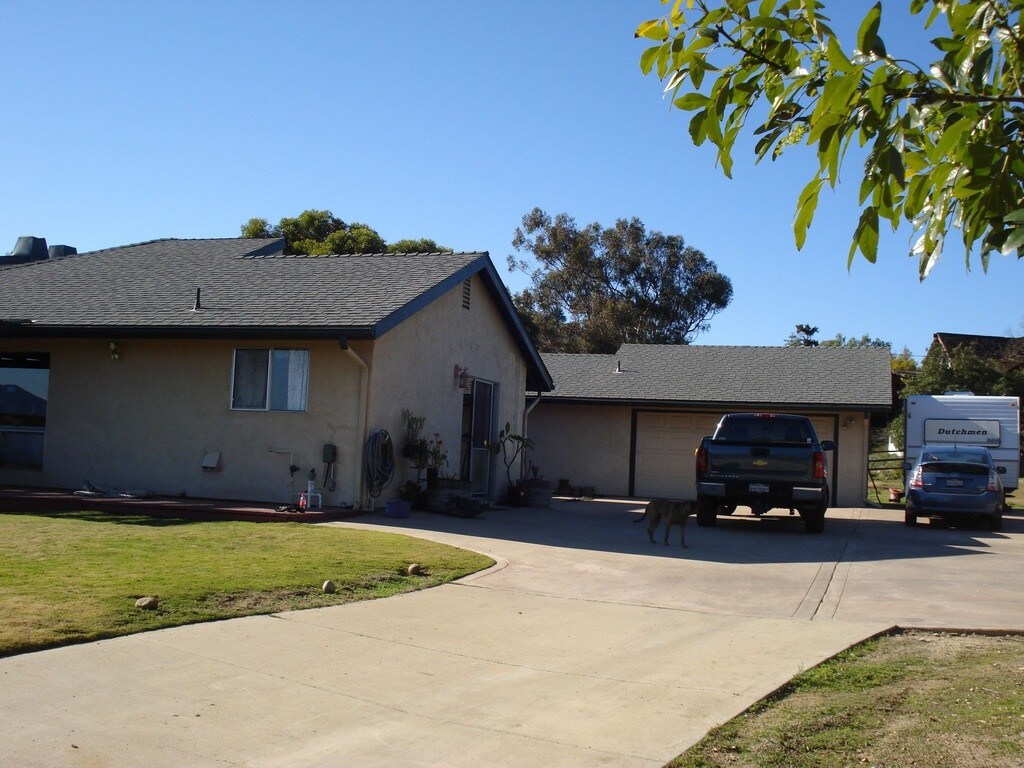 Primary Photo - 3220 Reservoir Drive