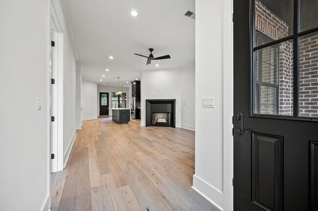 Foto del edificio - 4161 Cocos Wy