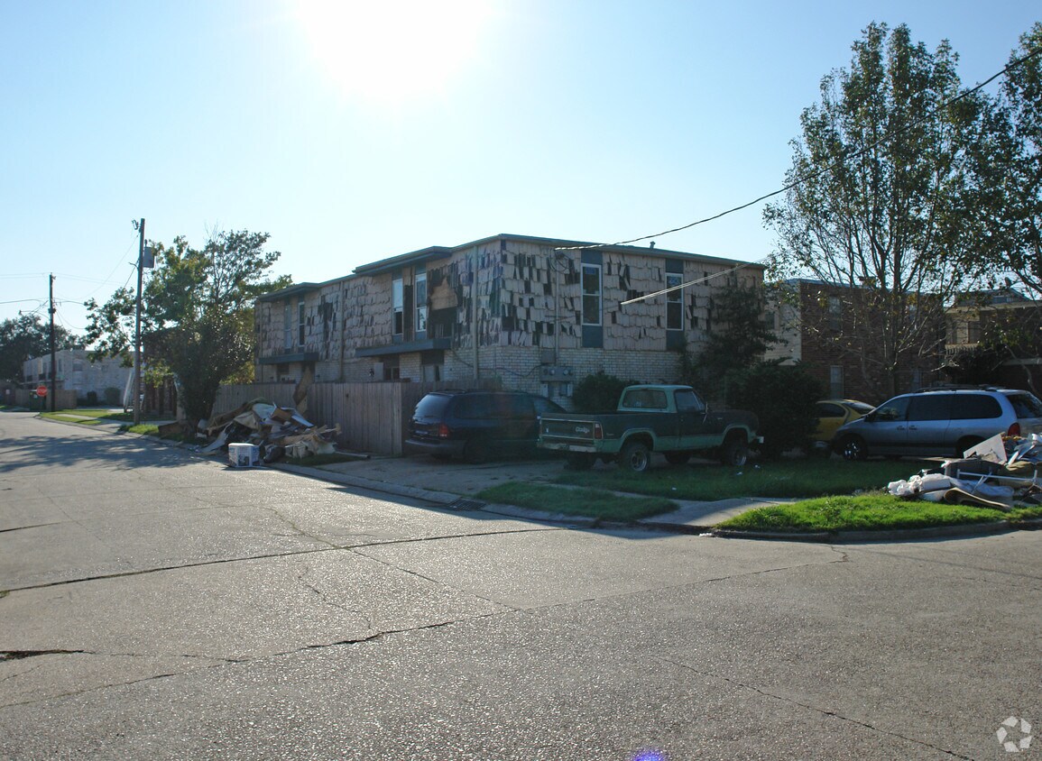 2145 Pasadena Ave, Metairie, LA 70001 Apartments in Metairie, LA