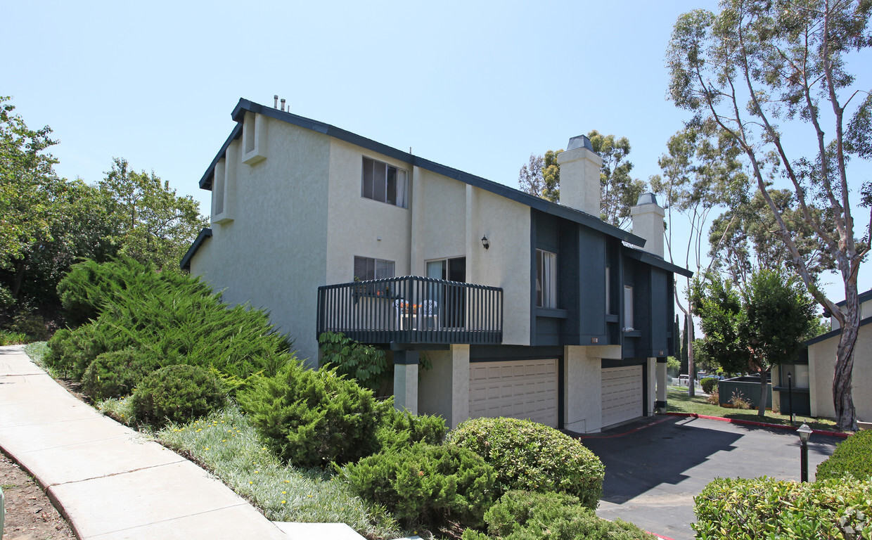 Building Photo - College Grove Condominiums