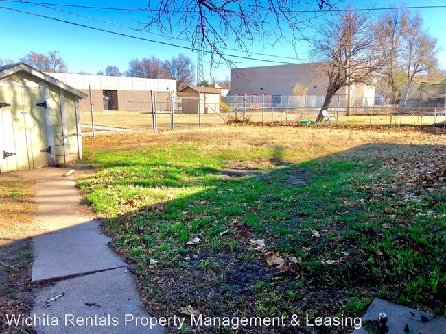 Building Photo - 3 br, 1 bath House - 1314 E Crowley