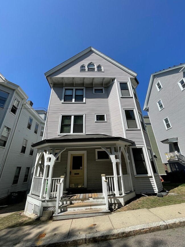 Building Photo - 1 Parker Hill Ter