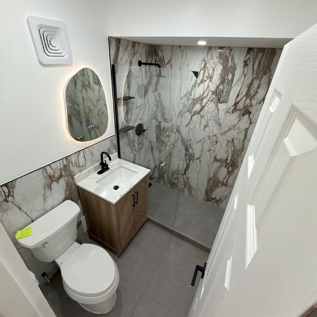 Foto del edificio - 810 23rd St