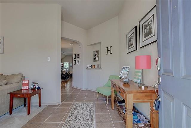 Foto del edificio - 5009 Holliday Dr