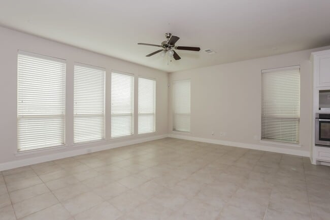 Building Photo - 3412 Damsel Sauvage Ln