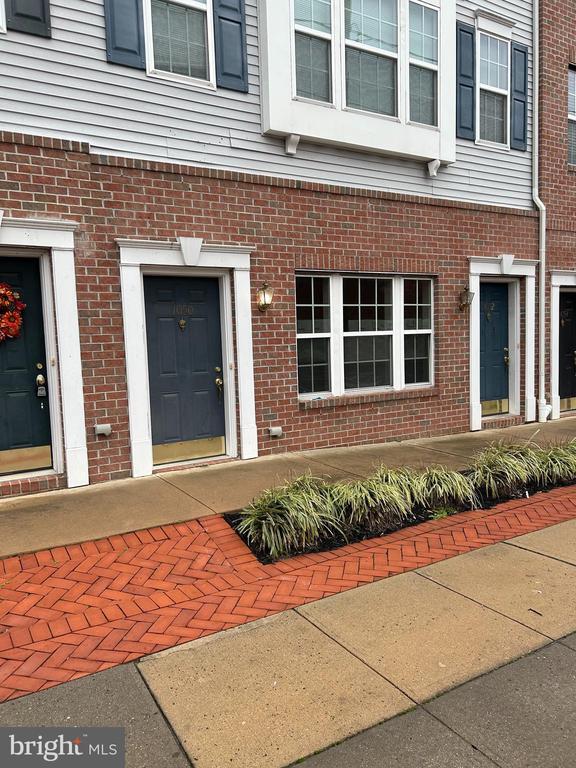 Foto principal - 1050 Lamberton St