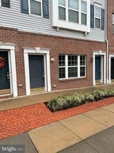 Building Photo - 1050 Lamberton St