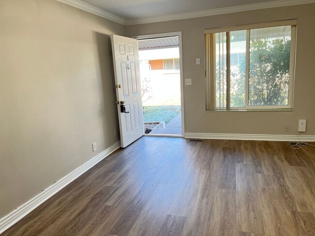 Building Photo - 13th East 7-8