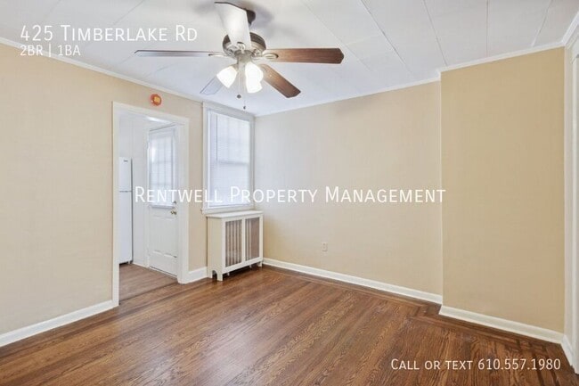 Foto del edificio - 425 Timberlake Rd