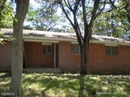 Primary Photo - 840 S Loop St