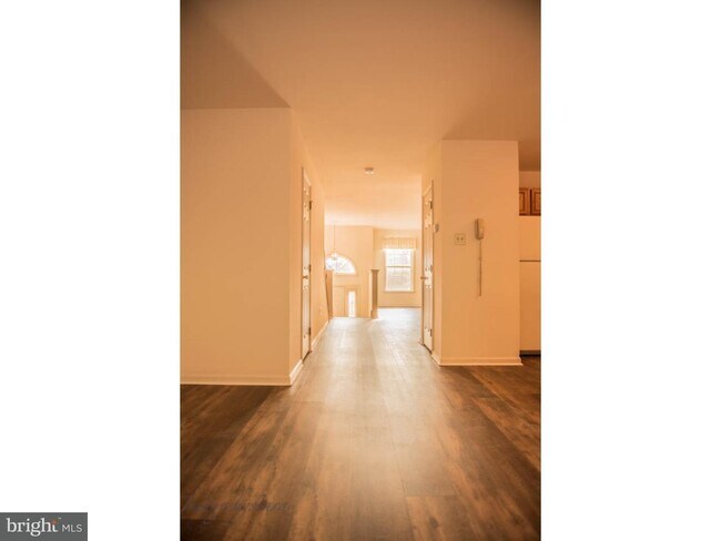 Foto del edificio - 3605 Columbia Ct Way