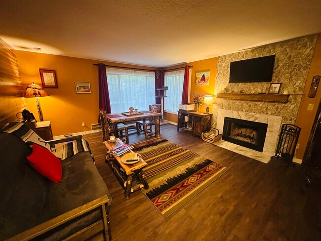 Foto del edificio - 17722 North Park Pl N