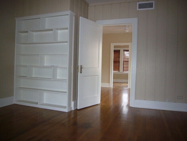 Foto del edificio - 1118 Autrey Street, Unit 4