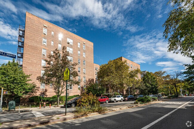 Foto del edificio - Southridge Cooperative