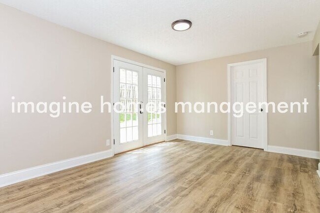 Foto del edificio - 3 bedroom, 1.5 bath ranch in Springdale
