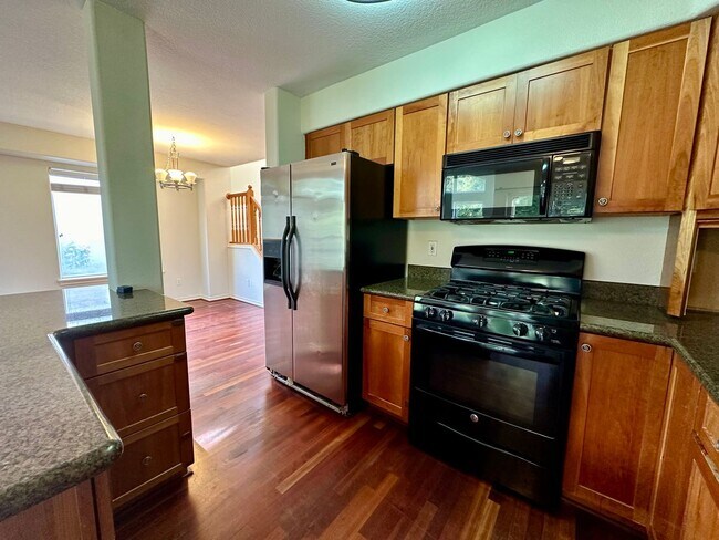 Foto del edificio - 4 Bedroom Sherwood Home!