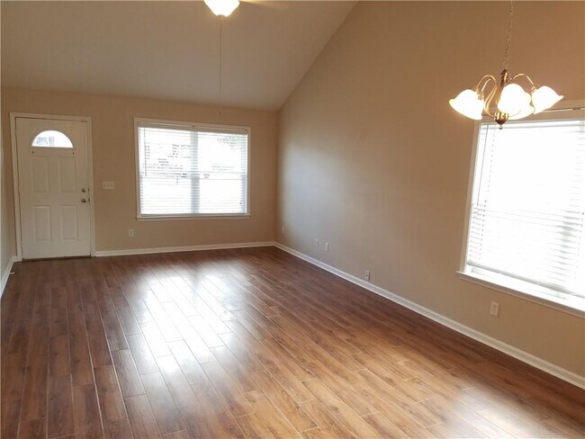 Building Photo - 242 Promise Ln