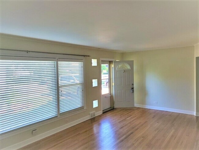 Building Photo - 234 N Redfield Ct