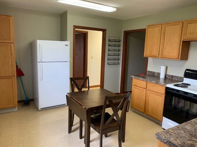 Foto del edificio - 718 Dawn Ave