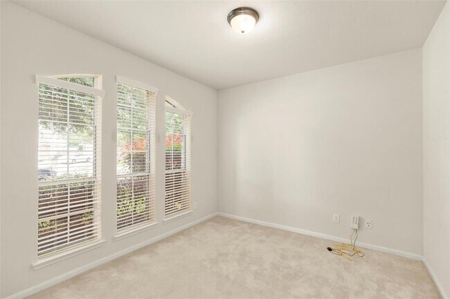 Foto del edificio - 7211 Desert Oaks Ct