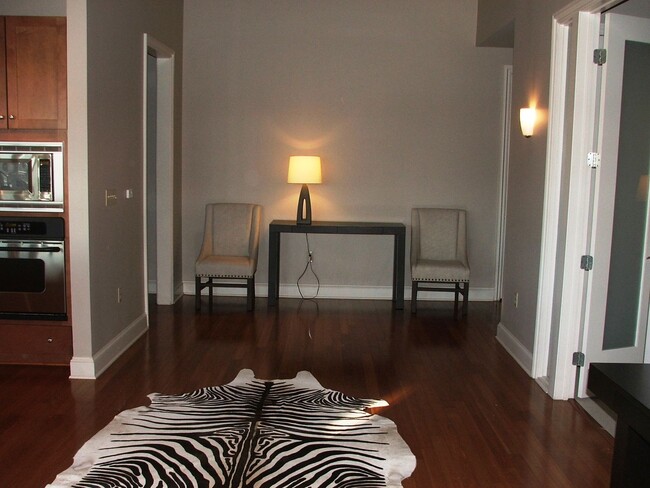 Foto del edificio - 3 BR, 2BA SoHo Condo for Rent