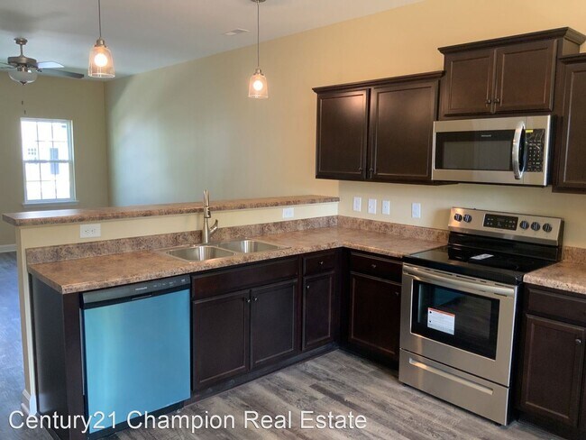 Foto del edificio - 113 Virginias Landing Ct