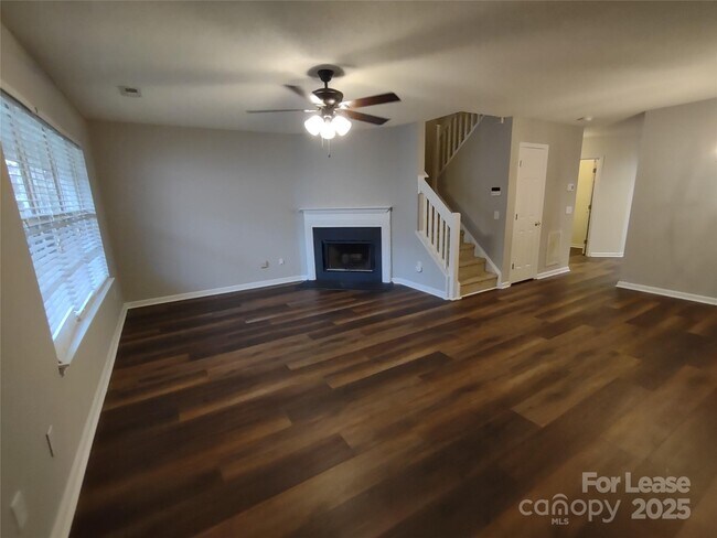 Foto del edificio - 5719 Prescott Ct