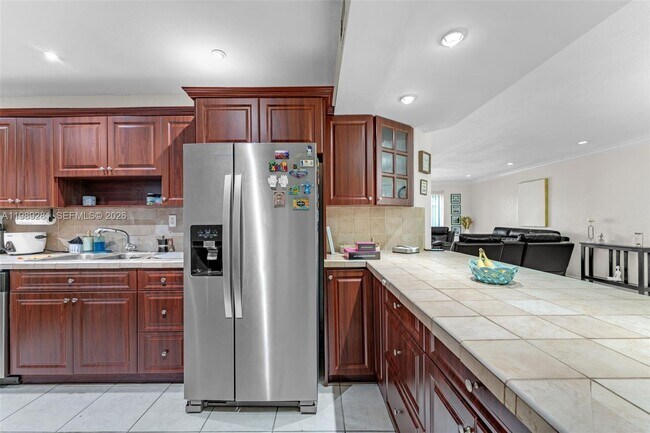 Building Photo - 9437 SW 76th St