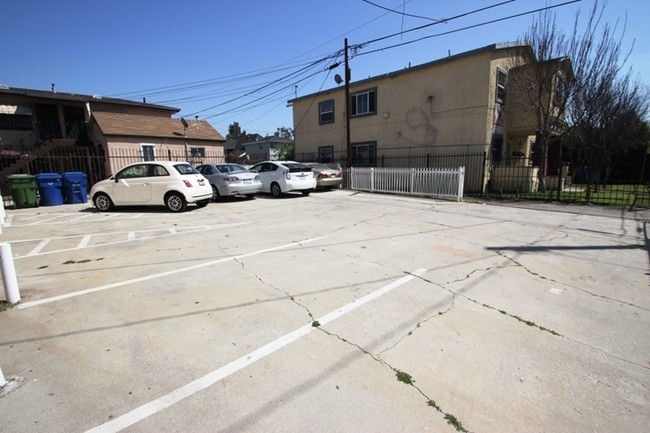 Parking Area - 3410 Walton Ave