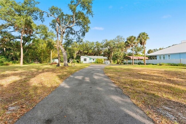 Building Photo - 8010 Riverview Dr