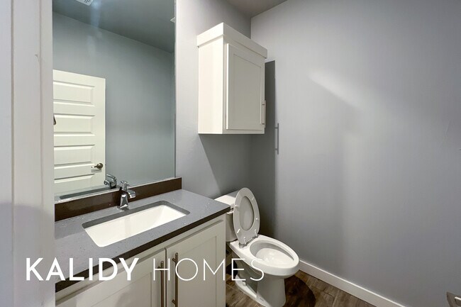 Foto del edificio - 214 Olde Ml Ct