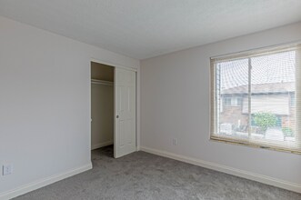Interior Photo - Rocky Creek Townhouse Apartments