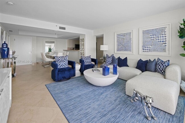 Building Photo - 650 West Ave