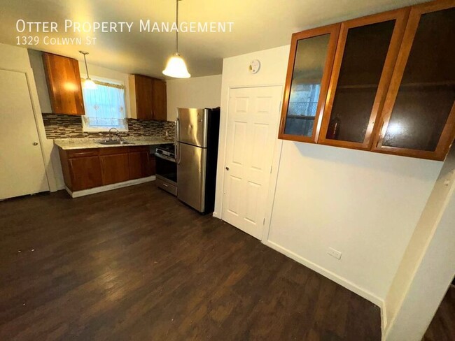 Foto del edificio - 4BR/2BA Bright & Spacious North Philly Home