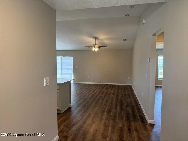 Foto del edificio - 340 Dolphin St SE