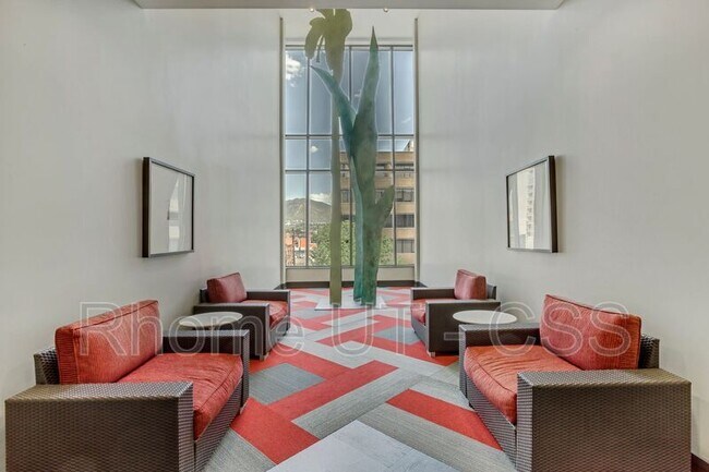 Foto del edificio - 350 S 200 E