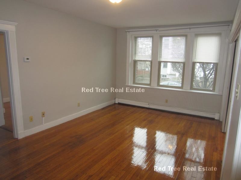 Primary Photo - 32 Ransom Rd