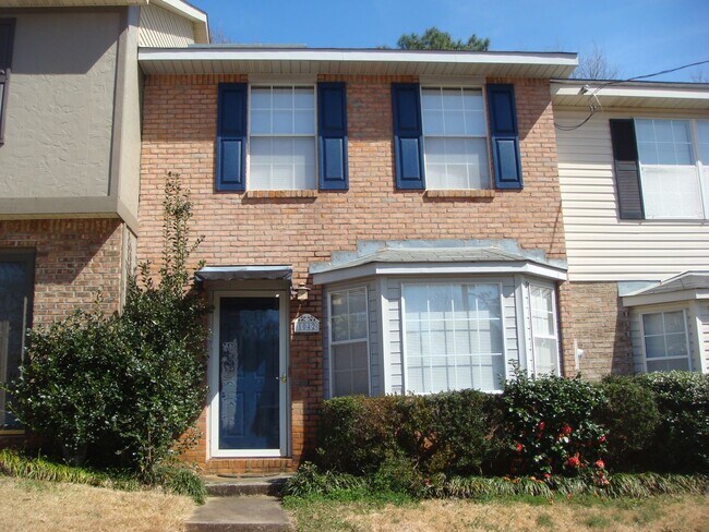 Foto del edificio - Charming 2 Bed, 1.5 Bath Rental in a Convenient Location