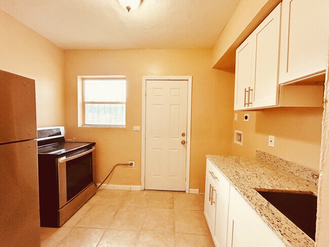 Foto del edificio - 7530 NE 3rd Ave