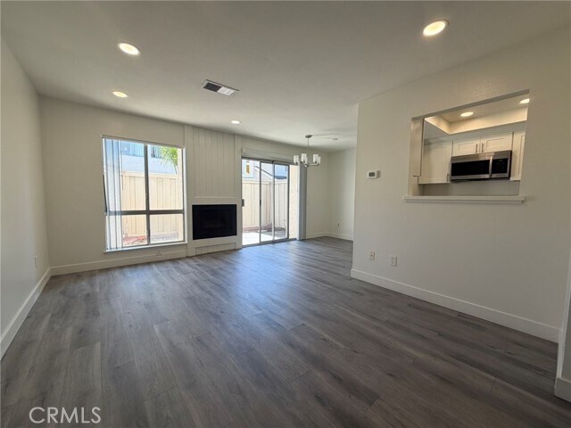 Foto del edificio - 4782 James