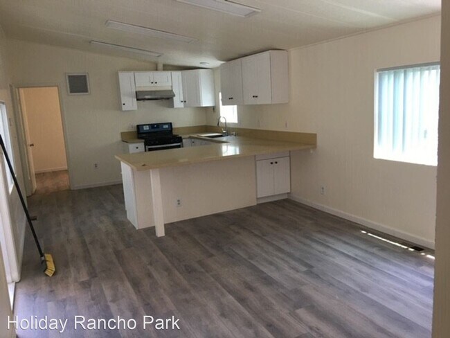 Foto del edificio - 34184 County Line Rd