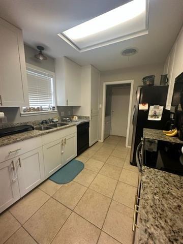Foto del edificio - 5265 Deerwood Ln