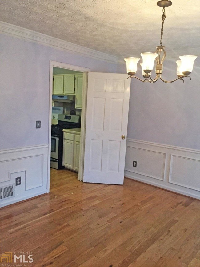 Foto del edificio - 3655 Autumn Ridge Pkwy