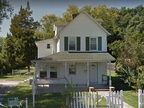 Building Photo - 136 Baltimore St