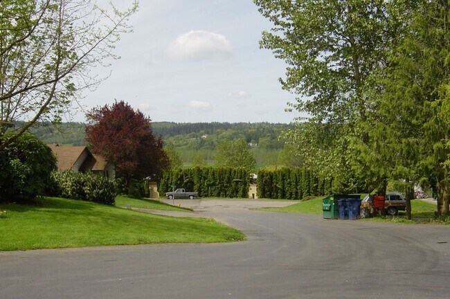 Building Photo - 26525 NE Allen Ct