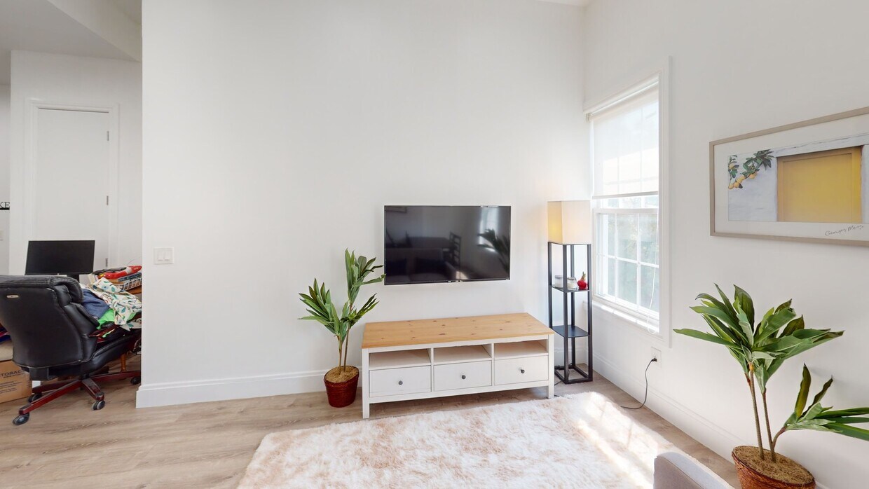 Photo - Room in Shared 3 bed/2 bath home