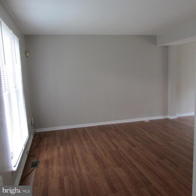 Foto del edificio - 14417 Stepping Stone Way