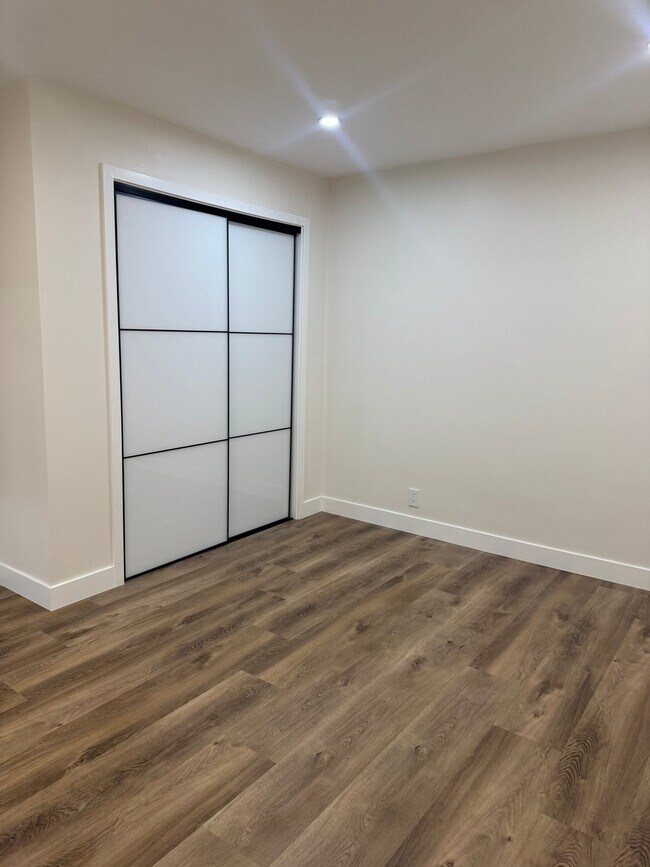 Foto del edificio - 10731 Stanford Ave