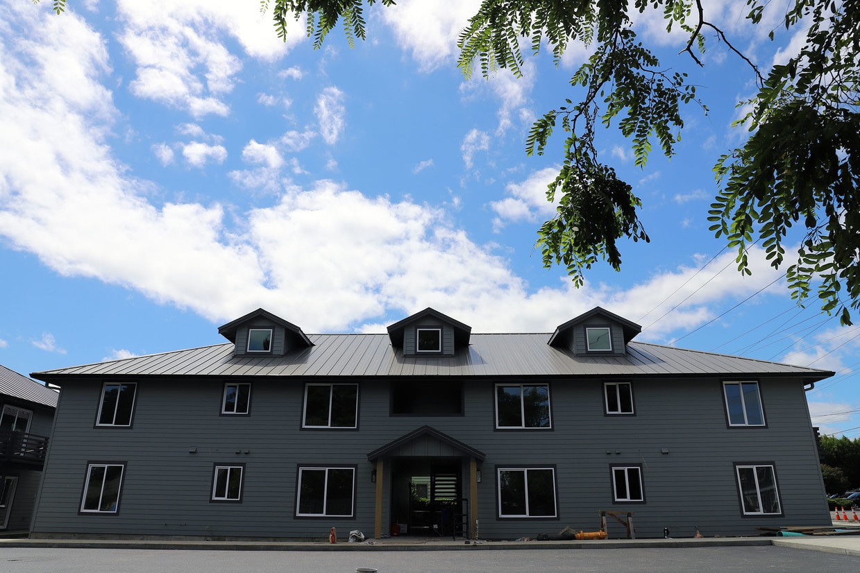 Building Photo - 33730 E Columbia Ave